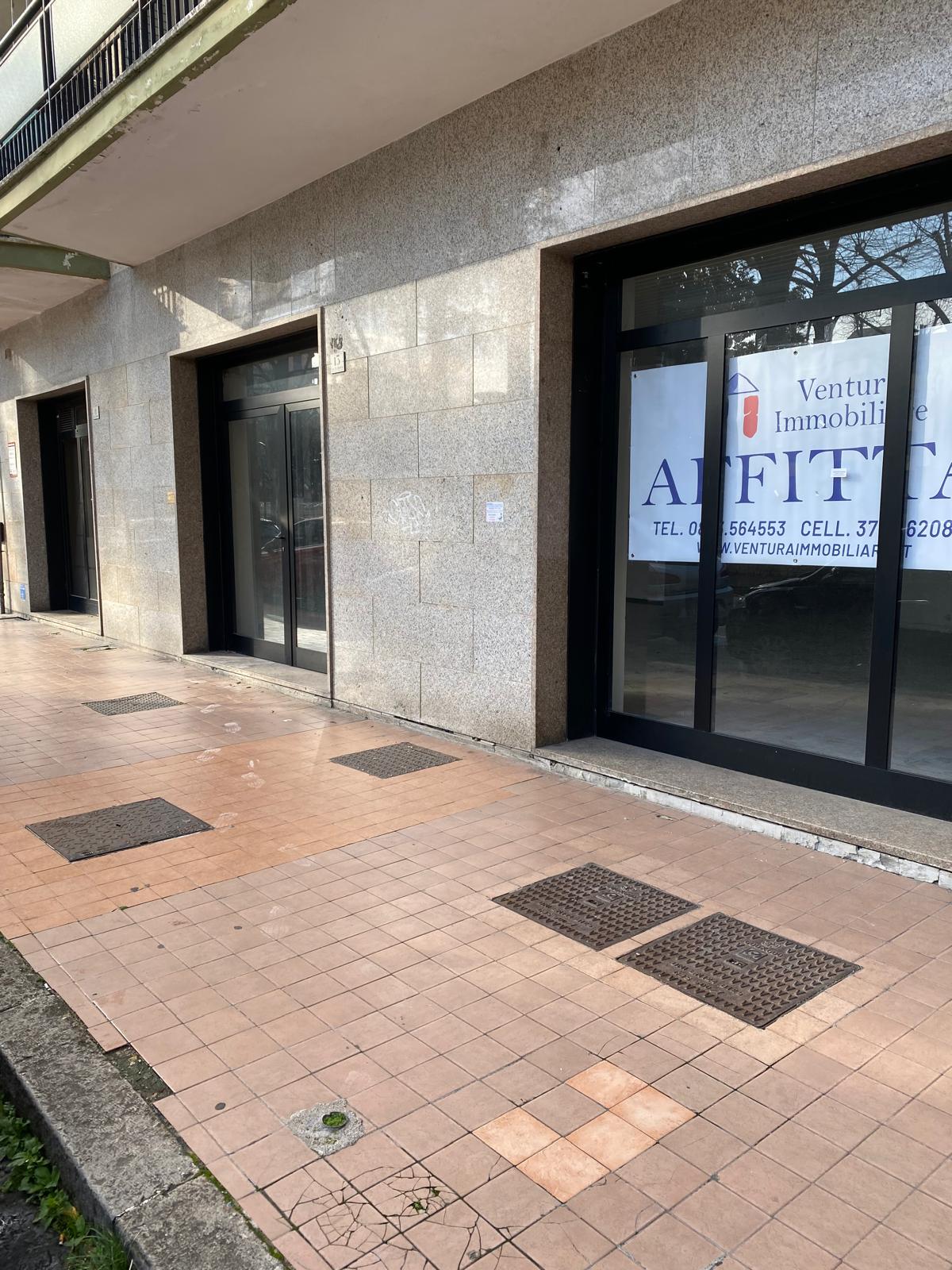 Locale commerciale Caserta